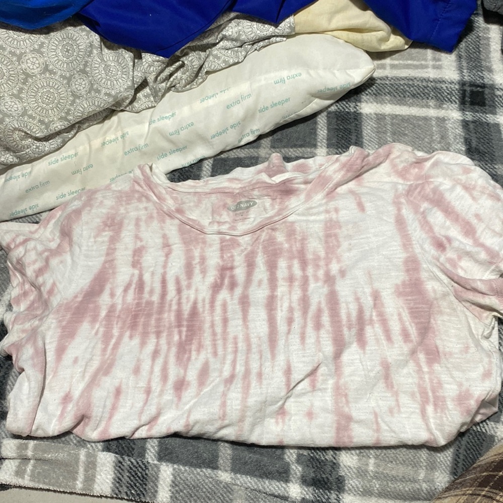 Old navy shirt